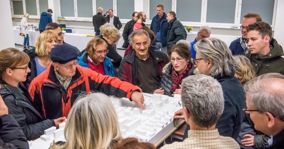Die Wettbewerbsentwürfe werden der Öffentlichkeit präsentiert. © ©Chris Danneffel Die Wettbewerbsentwürfe werden der Öffentlichkeit präsentiert. © ©Chris Danneffel