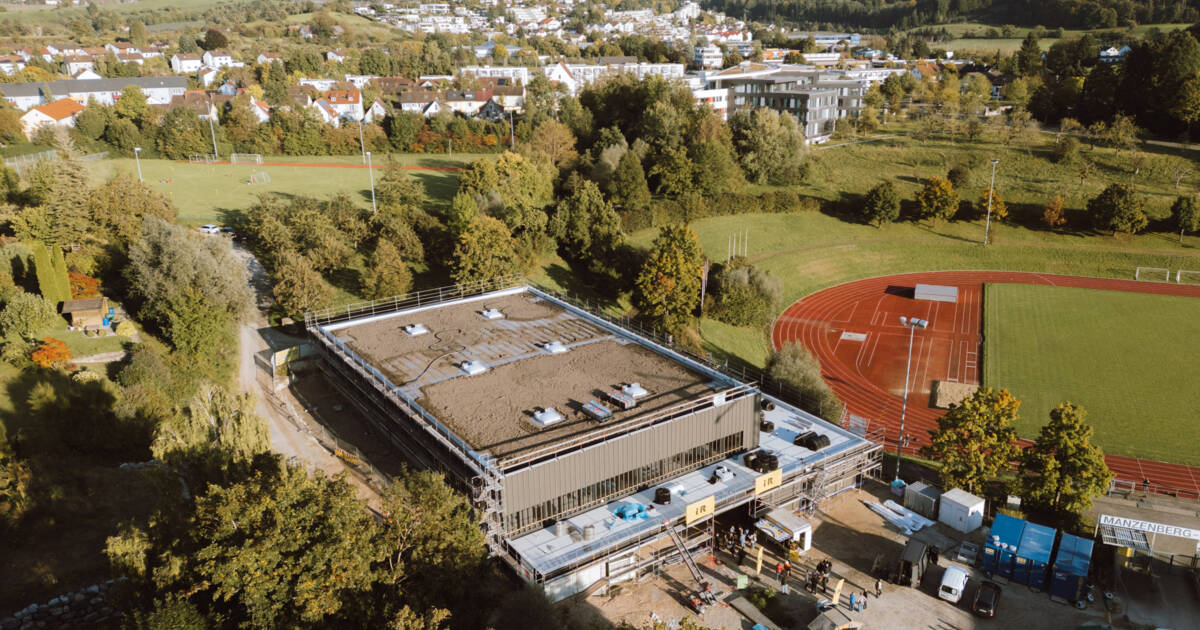 Sporthalle Tettnang Manzenberg Richtfest 2025 (7) Sporthalle Tettnang Manzenberg Richtfest 2025 (7)