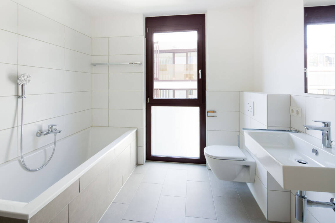 Wohnanlage Am Emsbach II, Hohenems - Badezimmer Top B3 &copy; (c) walser images