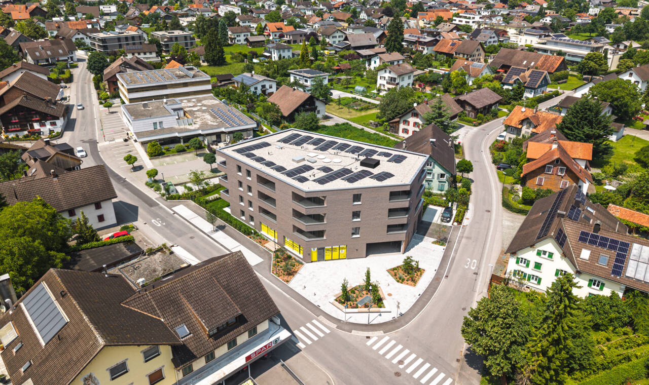 Wohnanlage Sebastianstra&szlig;e, Feldkirch - Luftbild S&uuml;dost-Ansicht &copy; (c) walser images
