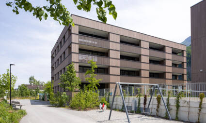 Hellbrunnenstrasse_Westansicht © CRwalser