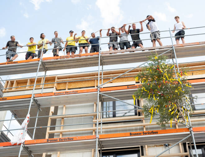 i+R & WS | Am Römerstein: Firstfeier © Alexandra Serra