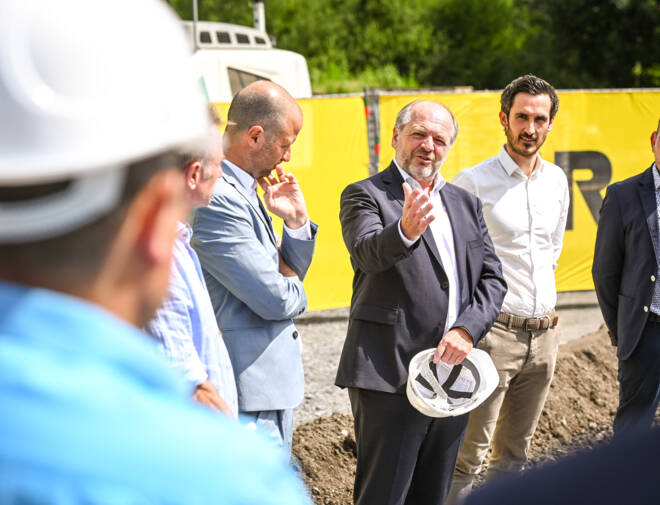 Spatenstich: i+R errichtet für Schmidt's Haustechnik