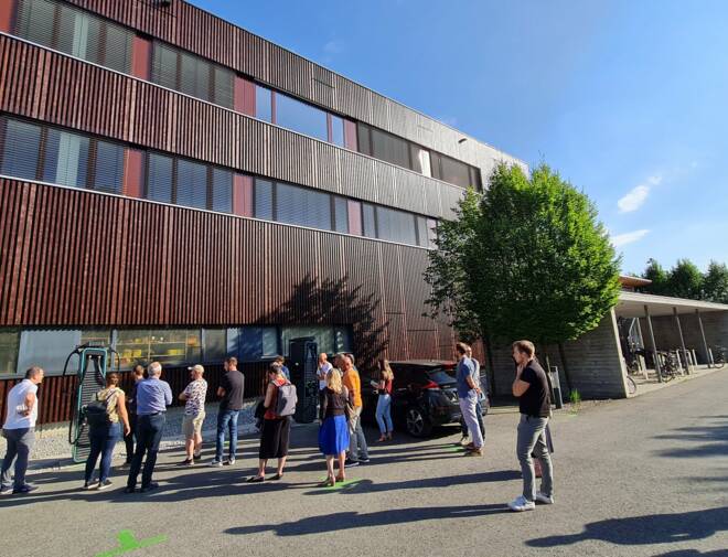 führung-ir-campus-live-im-betrieb-e-ladepark